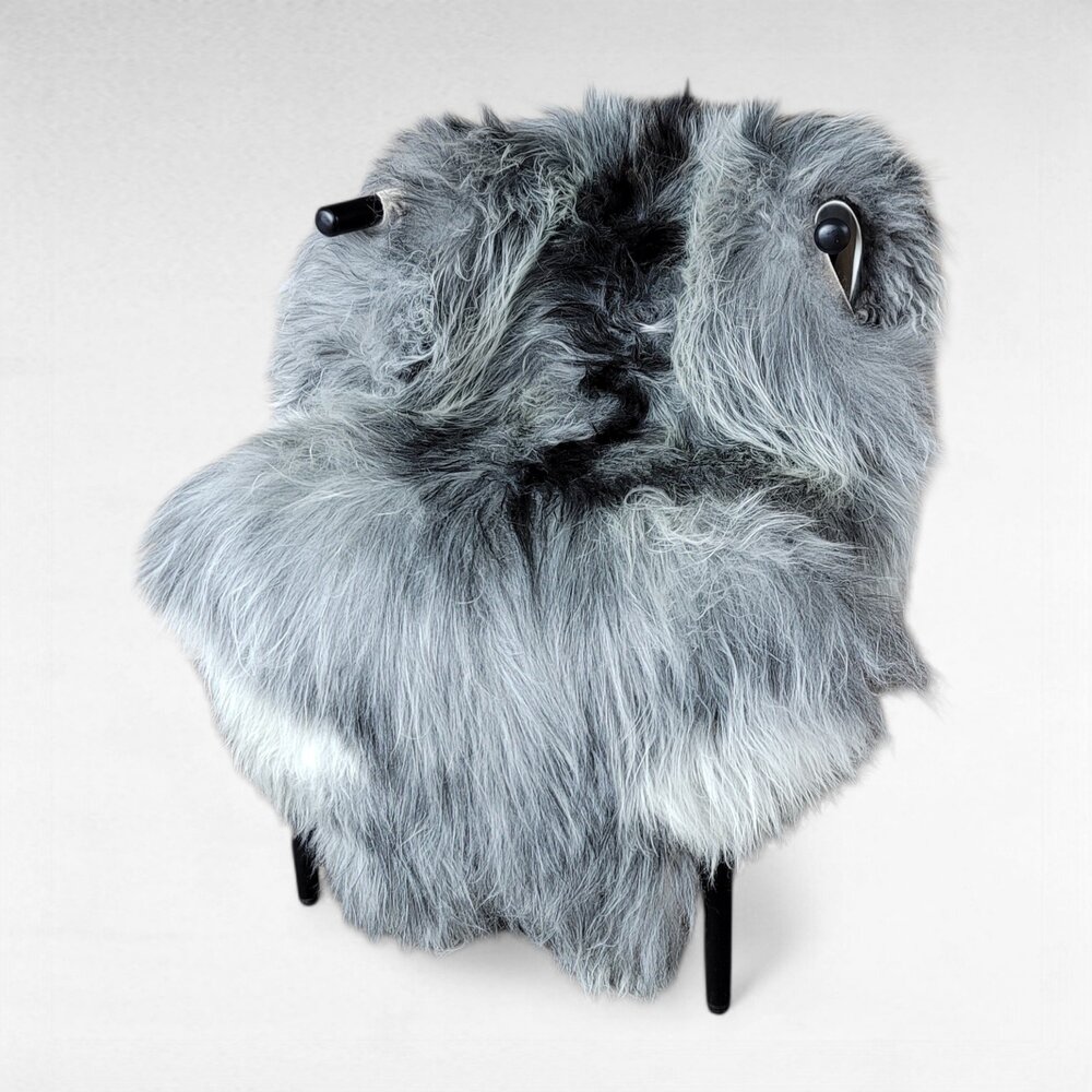 XL Stunning Natural Dark Pewter Icelandic Sheepskin 52" x 36"